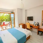 Hotel Gocek Unlu 3*