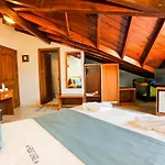 Gocek Unlu Hotel Göcek