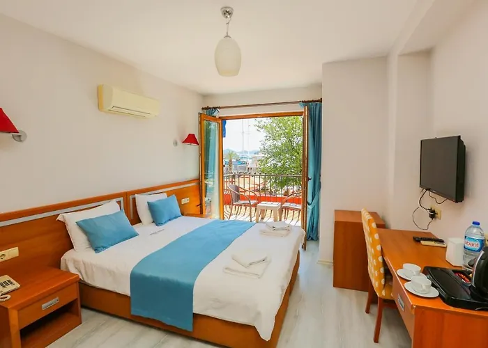 Gocek Unlu מלון 3*