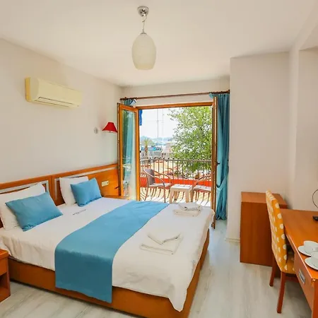 Gocek Unlu فندق 3*