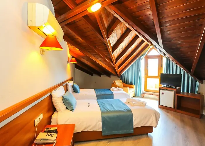 Gocek Unlu 3*